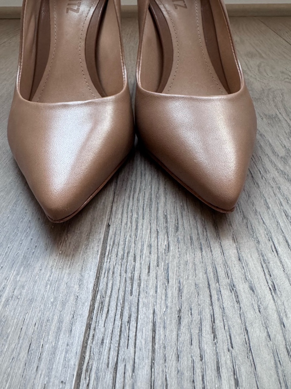 SCHUTZ, Rosie Pump (3.3 In/Mid Heel), US Size 6.5, Color Desert - Picture 8 of 9
